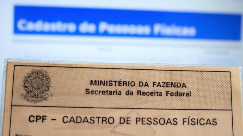 Proposta estabelece o prazo de um ano para regularização de empresas que já contam com menores em seus quadros societários. 