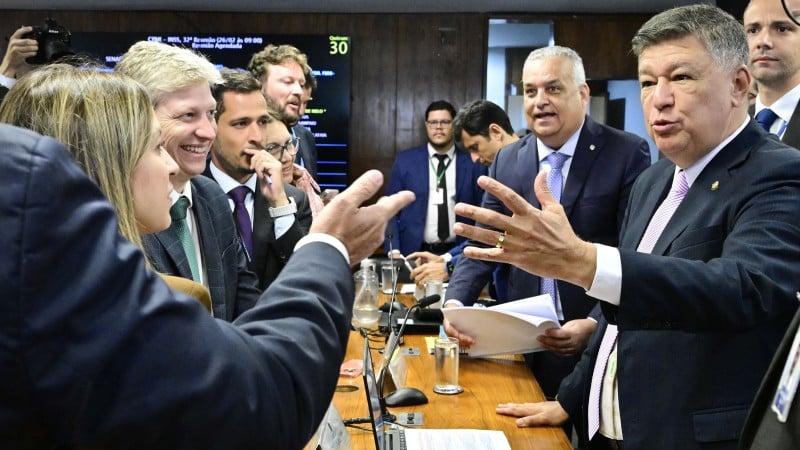 Votação ocorreu nesta quinta-feira (26).