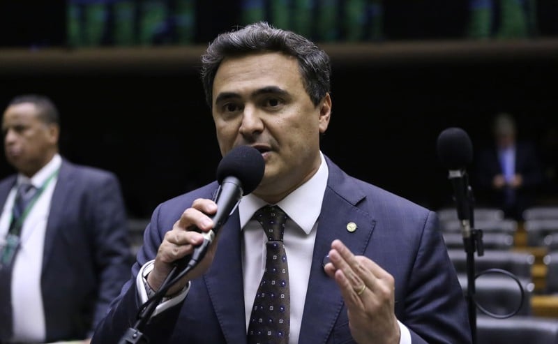Deputado Mauricio Neves propôs endurecer o Código Penal para combater o tráfico de armas.