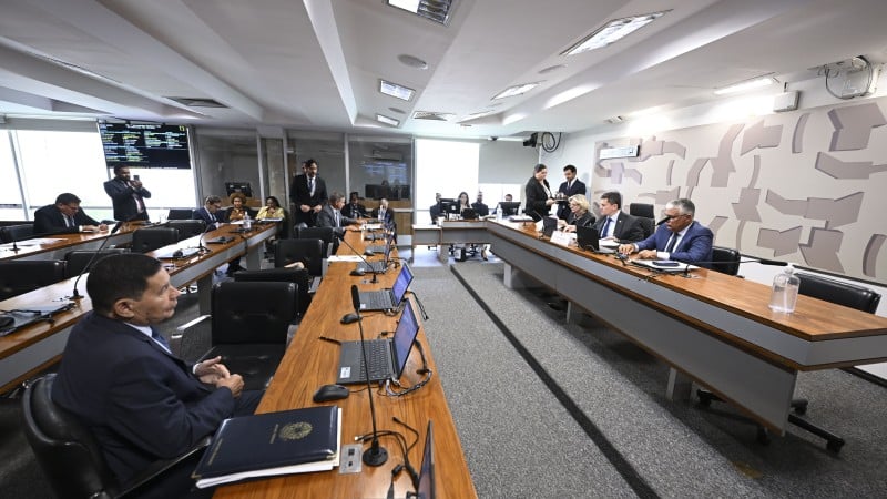 A sessão da Comissão de Segurança Pública desta terça-feira (3) foi cancelada.