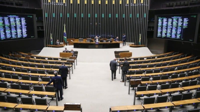 Matéria foi aprovada em Plenário.