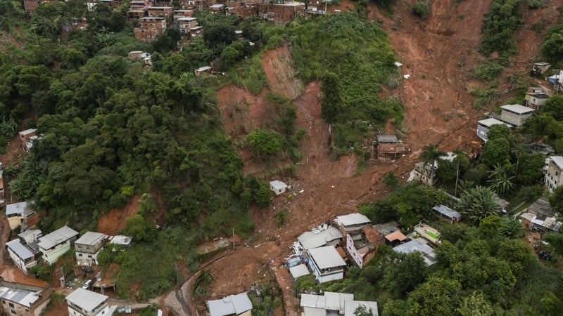 Episódios como Juiz de Fora repetem padrão visto em Petrópolis e no Rio Grande do Sul, onde vulnerabilidades urbanas amplificam desastres.