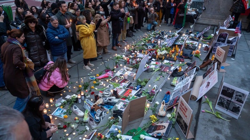 Mais do que uma crise sucessória em Teerã, o episódio indica o enfraquecimento da ordem liberal que moldou a política global.