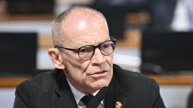 Senador argumenta que a fragmentação dos meios de denúncia é prejudicial à análise dos casos de maus-tratos.