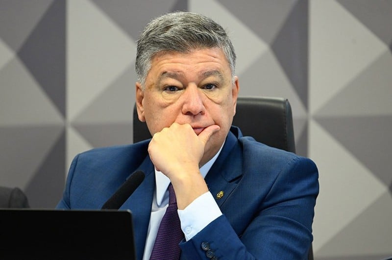 Carlos Viana vai pedir a Mendonça que reconsidere a decisão que desobrigou Augusto Lima de comparecer à CPMI.