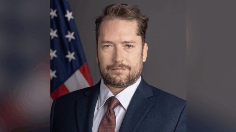 O encontro entre o assessor de Donald Trump e Bolsonaro ocorreria no 19º Batalhão da Polícia Militar do DF.