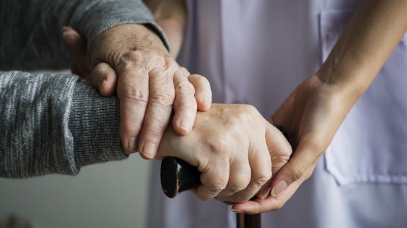 Medida busca garantir proteção social após falecimento do beneficiário.