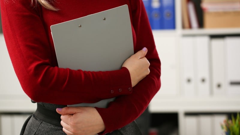 A proposta aguarda votação no Plenário.