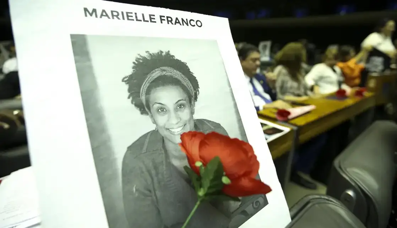 A vereadora Marielle Franco e o motorista Anderson Gomes foram assassinados em 2018, crime que originou o processo de condenação dos réus.