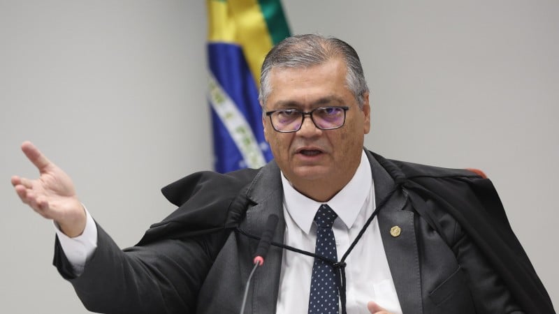 Flávio Dino: infrações graves de magistrados devem ser punidas com a perda do cargo
