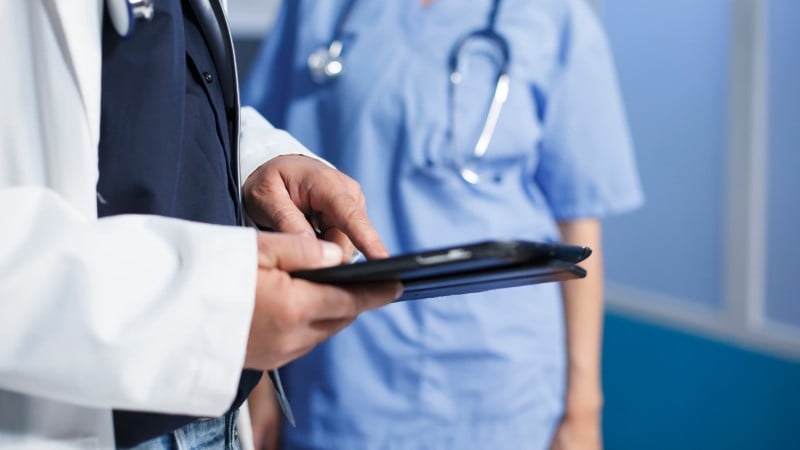 Medidas atingem instituições que tiveram baixo desempenho no Enamed de 2025.