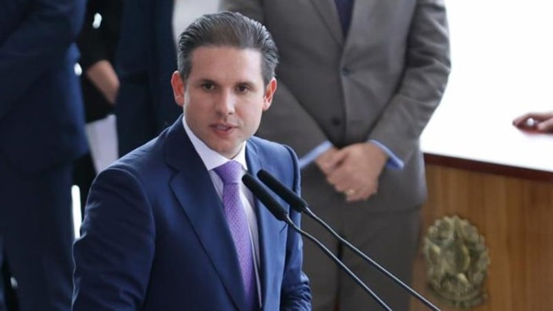 Motta relembrou que o aumento é consequência da guerra no Irã, e vê esforço do governo por solução.