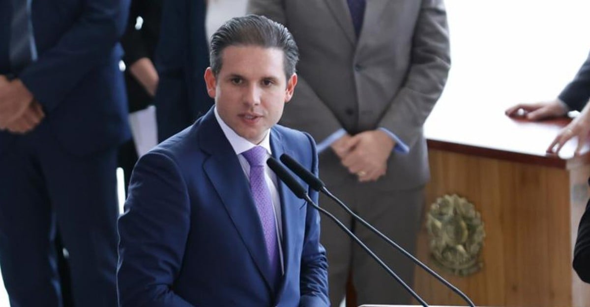 Câmara está atenta à alta do petróleo e combustíveis, diz Hugo Motta