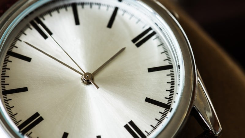 Lentidão em processos eleitorais compromete utilidade das decisões e desafia confiança nas instituições.