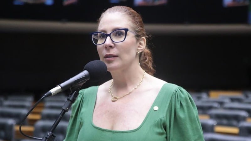 Zambelli deve cumprir pena na Colmeia, em Brasília.