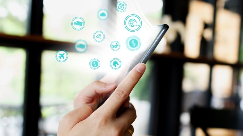 Digitalização eficiente vai além do online e redesenha serviços para reduzir tempo perdido e melhorar a vida do cidadão.