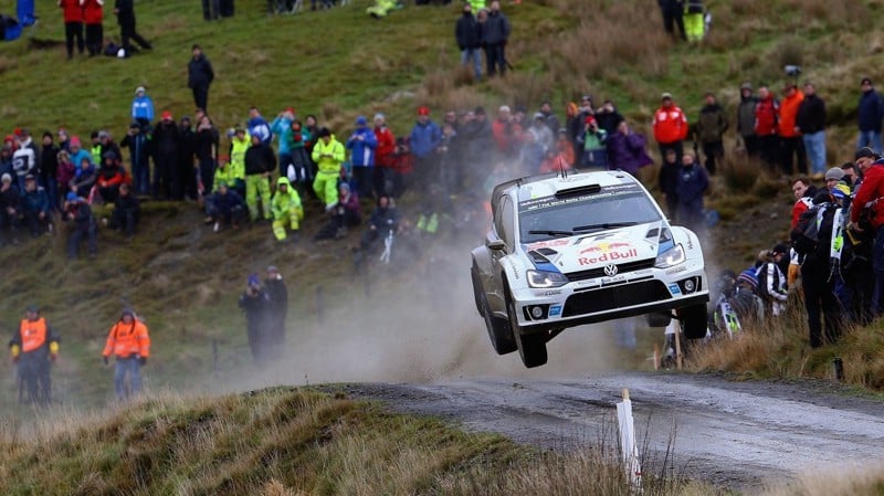 Veículos de rali e enduro poderão circular em rodovias para deslocamento logístico sob regras rígidas de segurança.