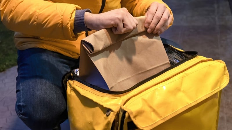 Proposta de taxa mínima repete erros externos e pode reduzir demanda e renda.