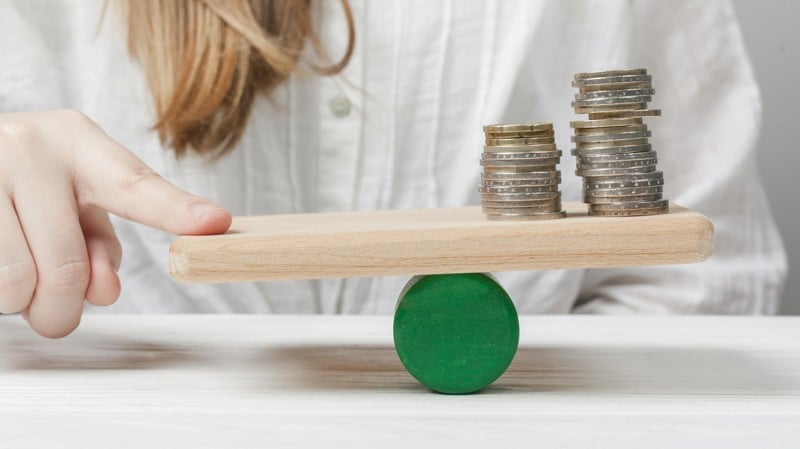 Com 96% das despesas comprometidas, sobra pouco espaço para governar.