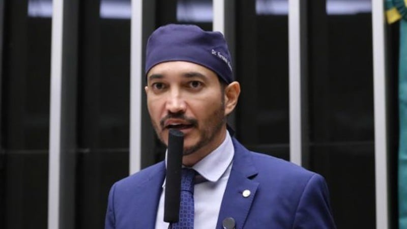 Projeto engloba professores de educação infantil, ensino fundamental e médio.