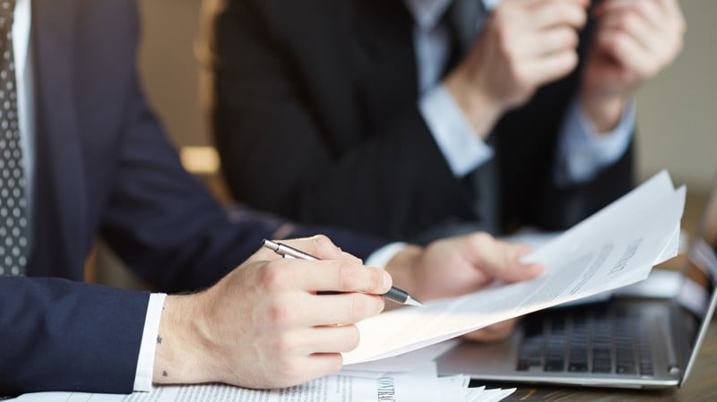 ADI discute se regra transforma passivo tributário em bloqueio à atividade empresarial.