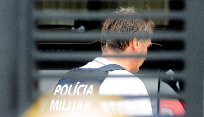 Decisão visa impedir monitoramento indevido e coleta de dados sensíveis por meio de drones na residência do ex-presidente.