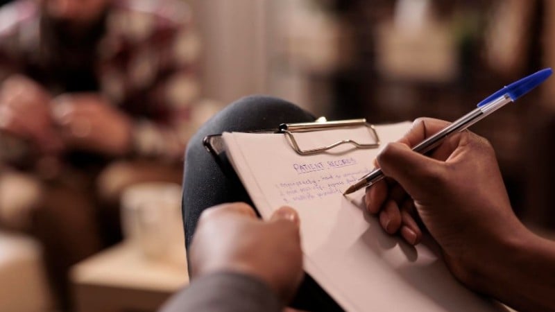 Autor defende que proposta pode melhorar a qualidade do atendimento psicológico no Brasil.