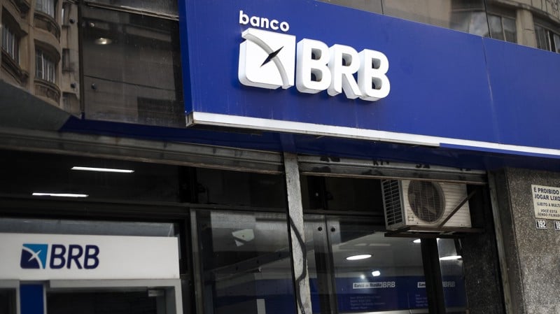 O BRB enviou um comunicado ao mercado informando o pedido.