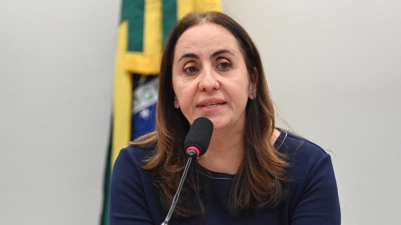 Representação foi protocolada por parlamentares do Novo.