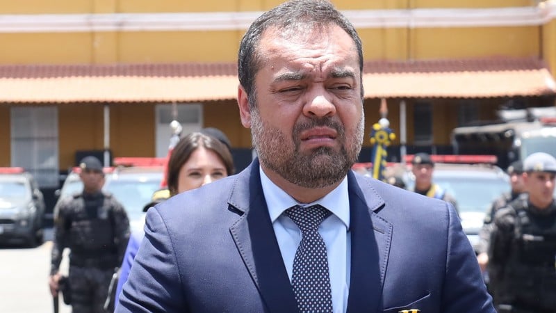 Crise institucional foi desencadeada pela saída do ex-governador Cláudio Castro.