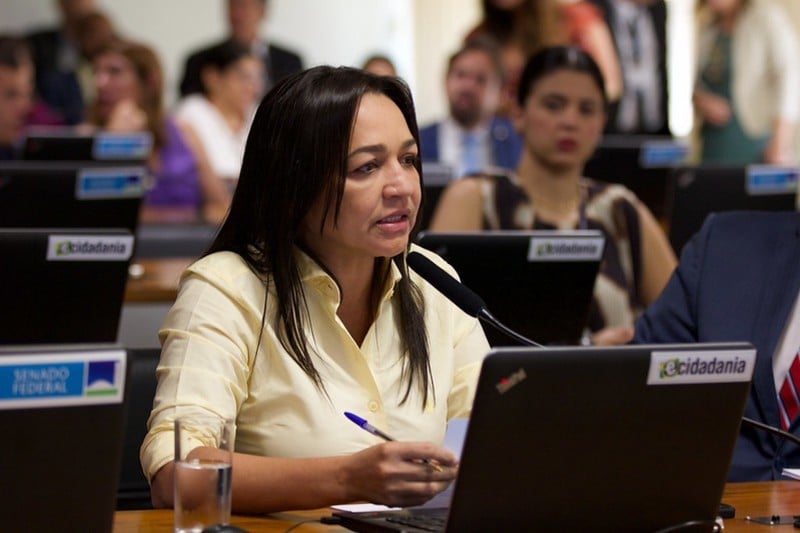 Proposta em discussão recebeu parecer favorável da senadora Eliziane Gama.