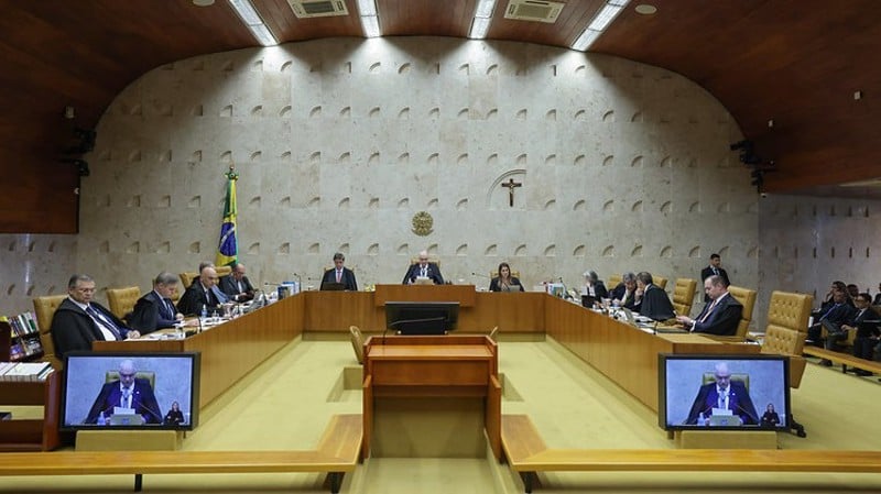 Zanin defende eleição direta para o governo interino, e Fux a escolha indireta pela Alerj.