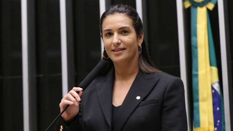 Proposta prevê data comemorativa em 21 de maio.