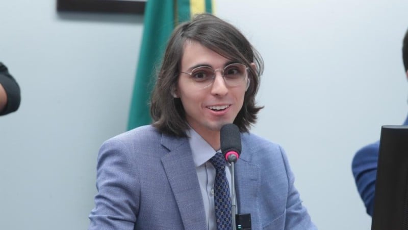 Deputado prevê apresentação da PEC na próxima semana.