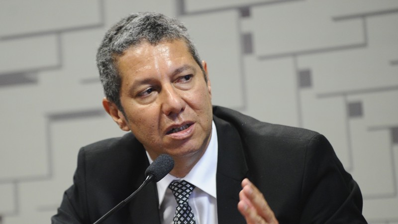 Economista é professor do IDP e na Universidade de Lisboa.