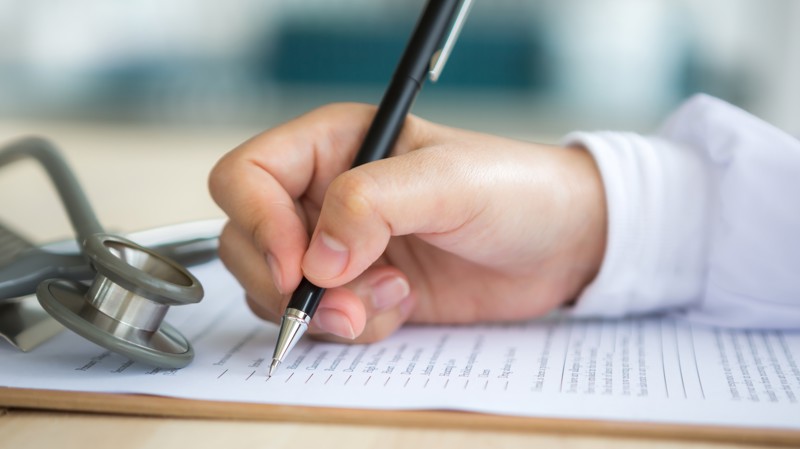 Estatuto eleva exigências sobre serviços, mas abre espaço para conflitos e judicialização.