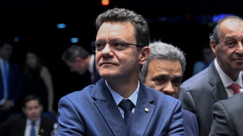 TCU analisará requisitos legais de Odair Cunha antes da posse.