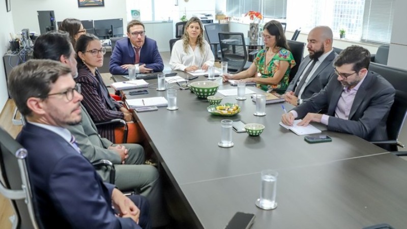 Debate sobre mudanças no Código Civil avança com participação de órgãos públicos e especialistas.