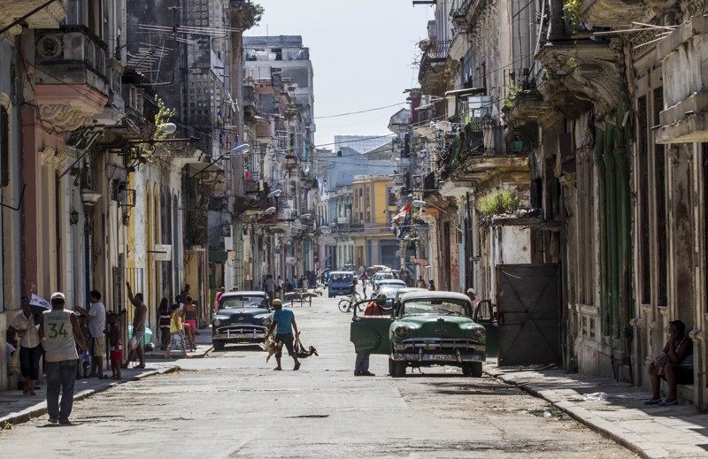 Cuba enfrenta nas últimas semanas falta de combustível e apagões frequentes.