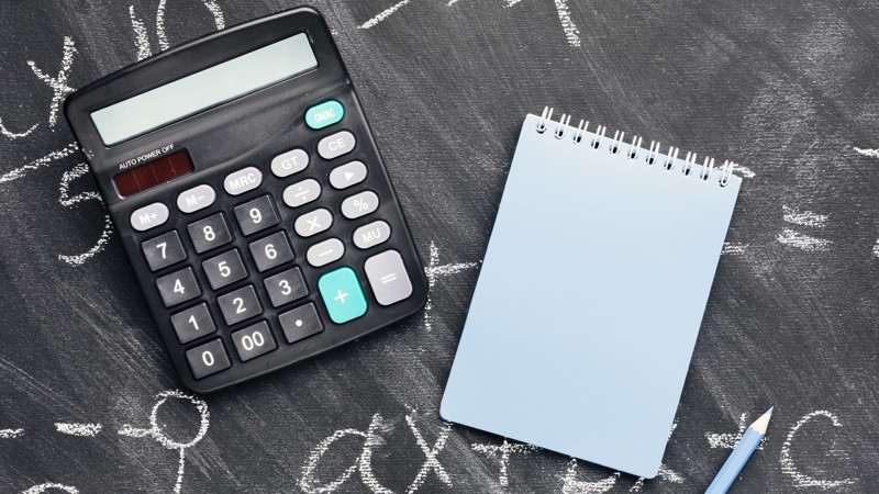 Projeto amplia reconhecimento e rompe com modelo restritivo nas escolas.