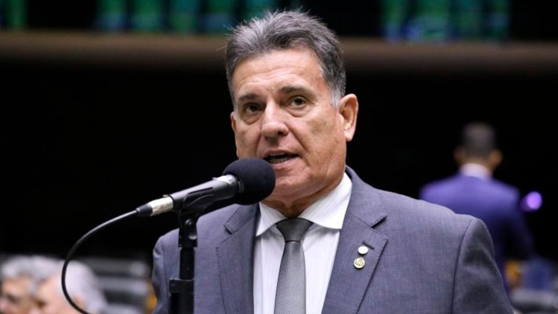 O deputado Coronel Meira (PL-PE) defendeu que o texto corrige distorções nas jornadas e estabelece limites para evitar sobrecarga dos profissionais de segurança pública.