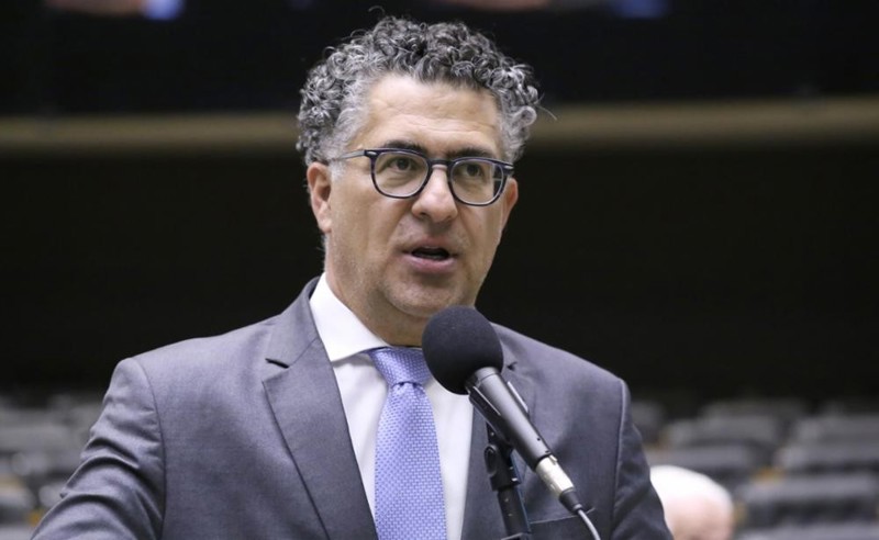 Presidente da comissão especial, Alencar Santana vê ambiente favorável para redução da jornada de trabalho avançar na Câmara.