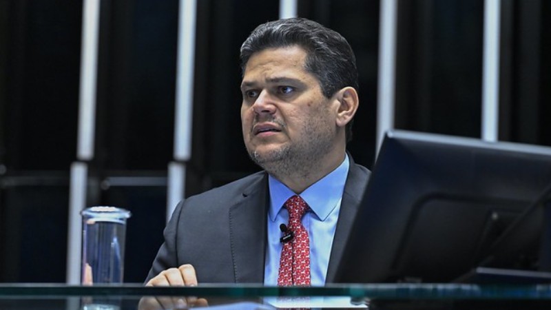 Alcolumbre promulgou a nova lei nesta sexta-feira, após o fim do prazo dado ao presidente Lula.