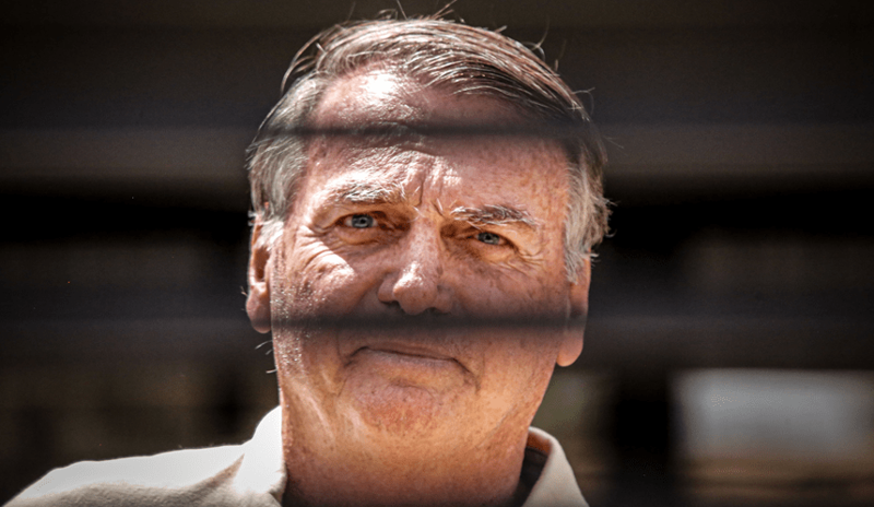 Bolsonaro foi condenado a 27 anos de prisão pelo STF.