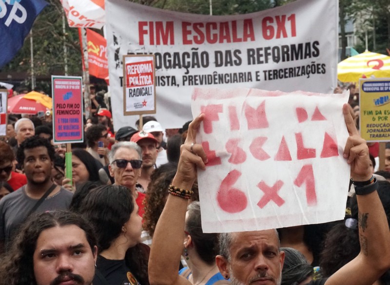 Fim da escala 6x1 foi um dos principais motes das manifiestações do Dia do Trabalhador em 2026.