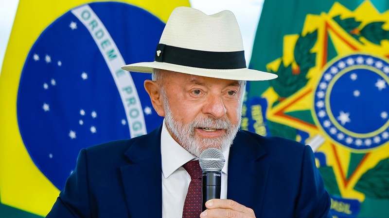 Lula considera projeto de lei inconstitucional.