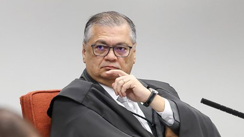 Ministro determina novas medidas para transparências de emendas.