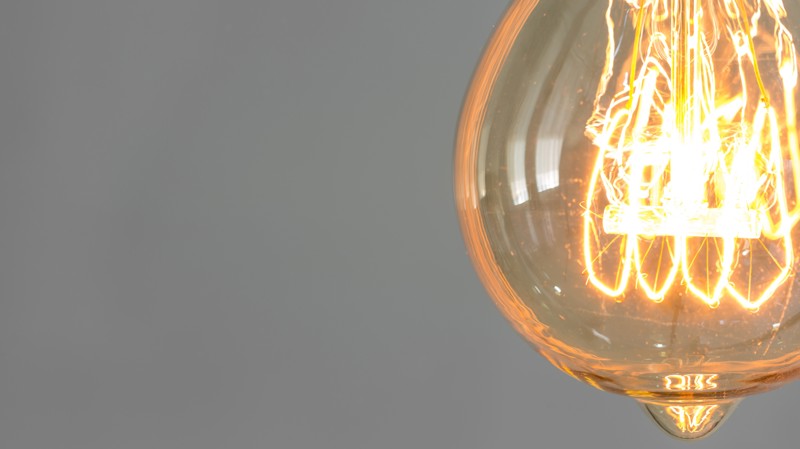 A expansão da energia renovável exige capacidade térmica de resposta rápida para evitar colapsos no sistema elétrico nacional.