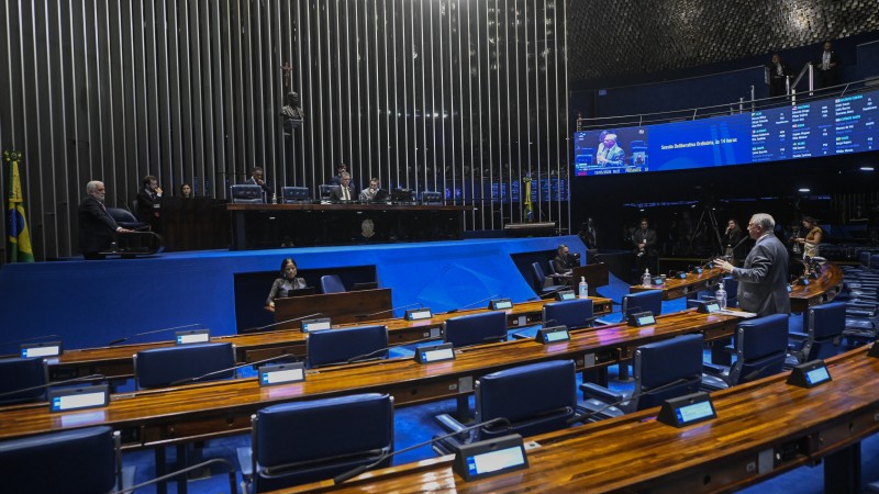 Os senadores devem discutir proposta de educação para crianças com altas habilidades.