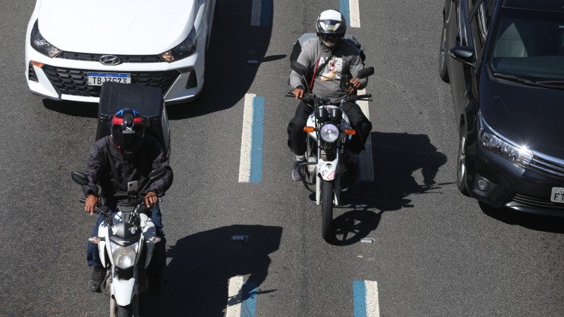 A proposta altera a Política Nacional de Mobilidade Urbana.